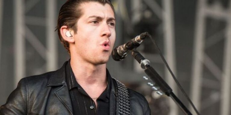 Alex Turner Biography, Analysis, Networth and Stats